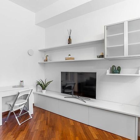 Apartmán Joivy Charming Flat Near Duomo Di Milano Exteriér fotografie